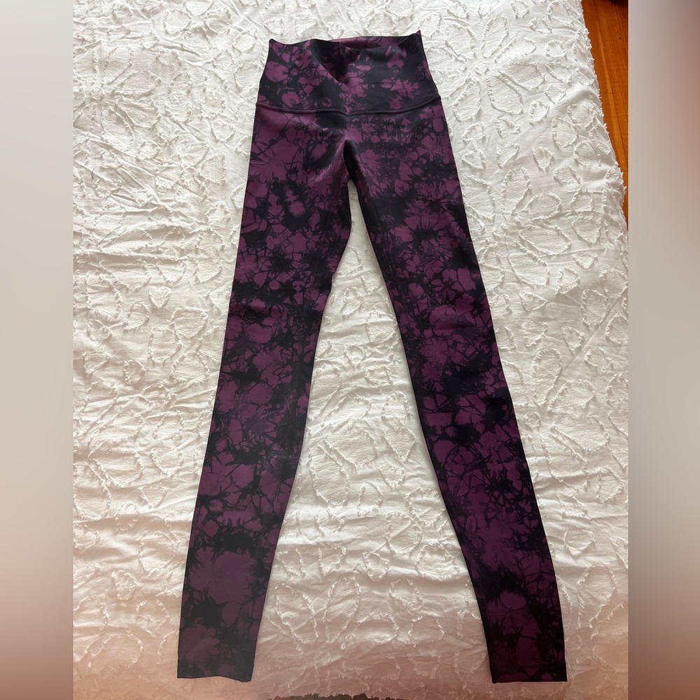 Lululemon leggings size 4